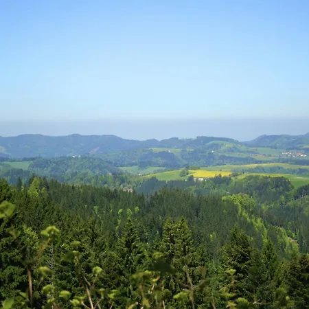 Im Schwarzwald Mit Garten Urberg